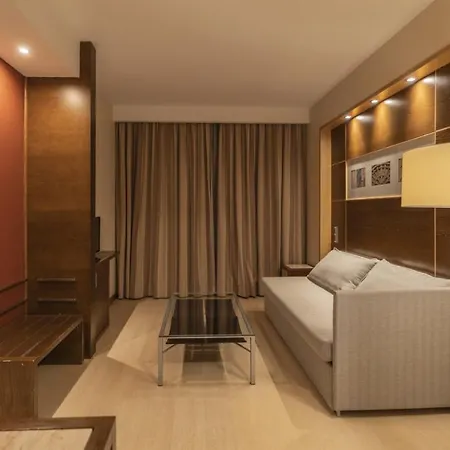 Dorma Hotel Leon