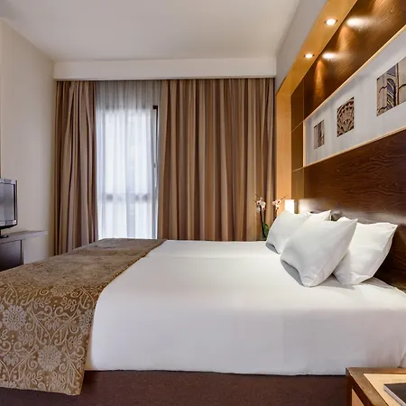 Dorma 4*