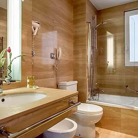 Dorma فندق ليون