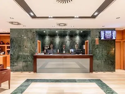 Dorma 4*